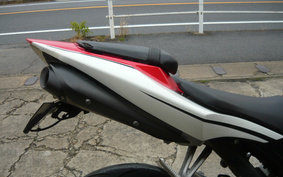 YAMAHA YZF-R1 2006 RN12