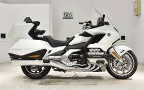 HONDA GL 1800 GOLD WING TOUR DCT 2022 SC79