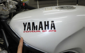 YAMAHA R1-Z 3XC