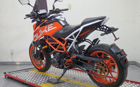 KTM 390 DUKE 2017 JPJ40