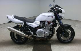 YAMAHA XJR1300 2000 RP03J