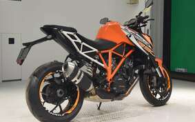 KTM 1290 SUPER DUKE R 2016