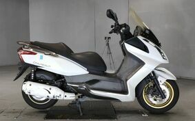 KYMCO DOWNTOWN 125 i 不明