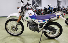 YAMAHA SEROW 225 W 4JG