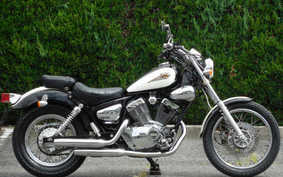 YAMAHA VIRAGO 250 1996 3DM