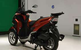 YAMAHA TRICITY 125 SE82J