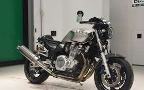 YAMAHA XJR1300 2002 RP03J