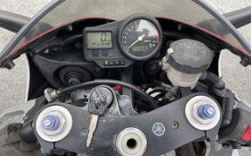 YAMAHA YZF-R1 1998 RN01