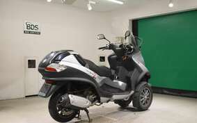 PIAGGIO MP3 250