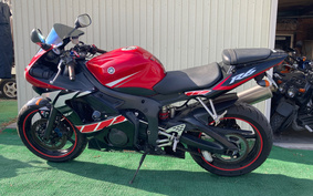 YAMAHA YZF-R6 2003 RJ05