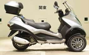 PIAGGIO MP3 250