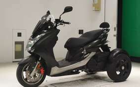 YAMAHA S-MAX TRIKE