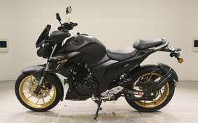 YAMAHA FZS25