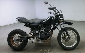 YAMAHA TW225 DG09J