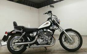 YAMAHA VIRAGO 250 S 3DM