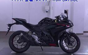 YAMAHA YZF-R25 RG10J