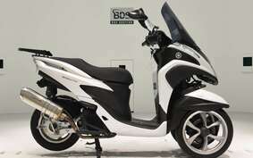 YAMAHA TRICITY 125