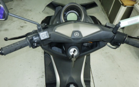 YAMAHA N-MAX SE86J