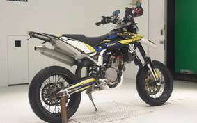 HUSQVARNA SM250R