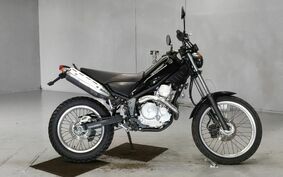 YAMAHA TRICKER DG16J