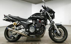 YAMAHA XJR1300 2000 RP03J