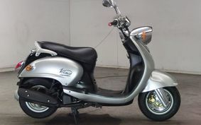 YAMAHA VINO 125 SE24