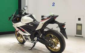 YAMAHA YZF-R3 2022 RH21J