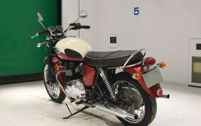 TRIUMPH BONNEVILLE T100 2011