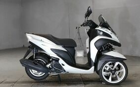 YAMAHA TRICITY 125 SE82J