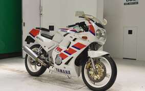 YAMAHA FZR250 2KR