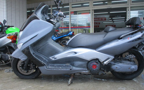 YAMAHA T-MAX 2005 SJ04J