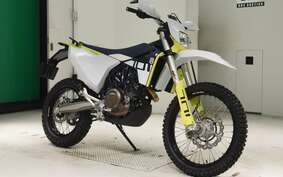 HUSQVARNA 701ED 2024