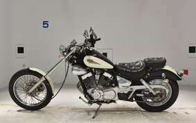 YAMAHA VIRAGO 250 3DM