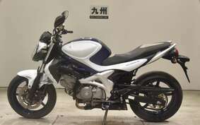 SUZUKI GLADIUS 2010 VK58A