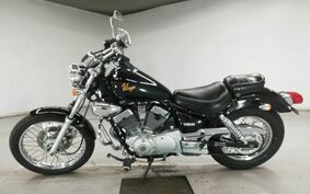 YAMAHA VIRAGO 250 3DM