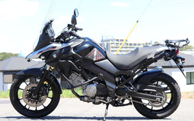 SUZUKI DL650 ( V-Strom 650 ) ABS 2018 C733A