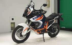 KTM 1290 SUPER ADVENTURE R 2023