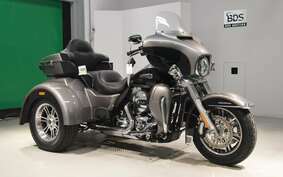 HARLEY FLHTCUTG TRIKE 2015 MAL