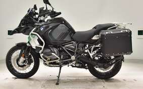 BMW R1250GS ADVENTURE 2022 0M11