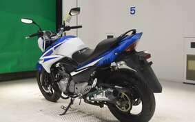 SUZUKI GSR250