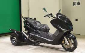 YAMAHA MAJESTY 125 Trike SE22