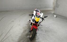 YAMAHA YZF-R7 2022 RM39J