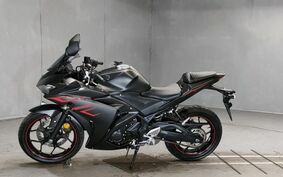 YAMAHA YZF-R25 RG10J