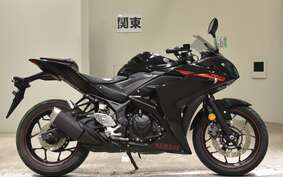 YAMAHA YZF-R25 RG10J