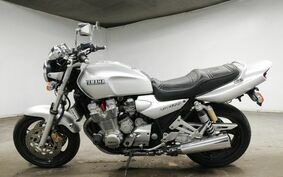 YAMAHA XJR1300 1999 RP01J