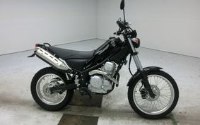 YAMAHA TRICKER DG16J