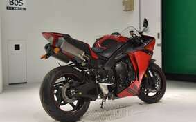 YAMAHA YZF-R1 2013