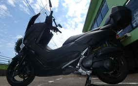 YAMAHA N-MAX SE06J