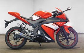 YAMAHA YZF-R125 RE06