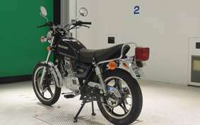 SUZUKI GN125 H